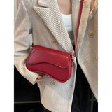 Boxtoday Gift High-End Texture Niche Design Red Shoulder Bag Female New Fashion Autumn Winter Underarm Wedding Bag Chain Crossbody Pack