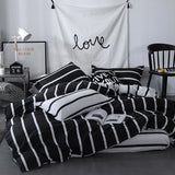 Boxtoday Black & White Striped Bedding Set